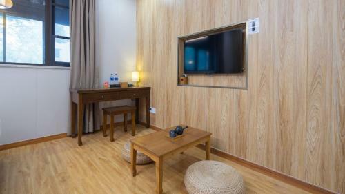 Floral Hotel Wuxi Chanfeng Xiaozhu Lingshan Town