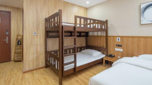Floral Hotel Wuxi Chanfeng Xiaozhu Lingshan Town