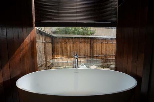 Rakuraku Stay Inn