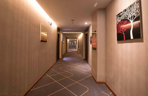 X�jushe Hotel