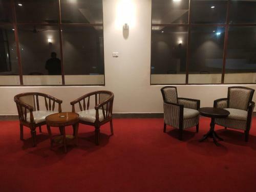 Hotel The Royal Chandra