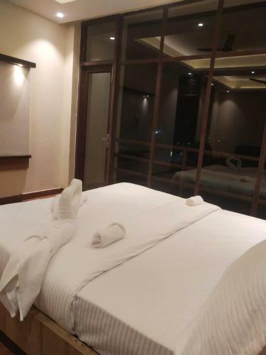 Hotel The Royal Chandra