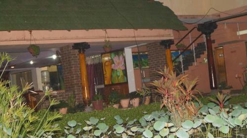 Hotel Nalla Eco Beach Resort