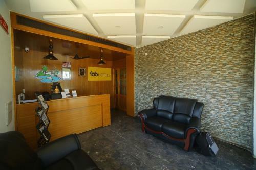 Hotel Radha Residency