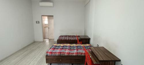 Female Hostel & Pg