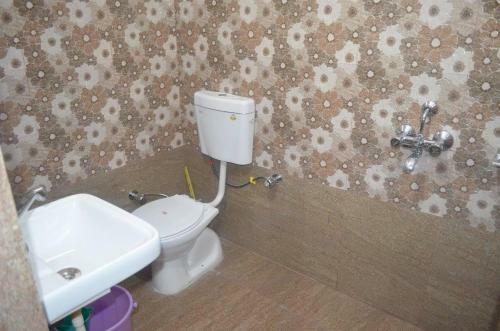 Hostal Sarika Century Home Stay