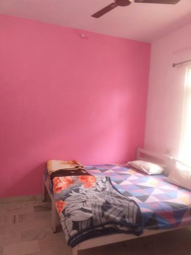 Hostal Sarika Century Home Stay