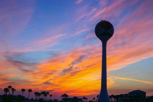 Emerald Dolphin By Pensacola Beach Properties