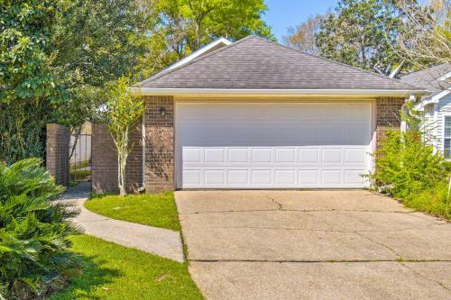 Colorful Pensacola Getaway With Private Yard!