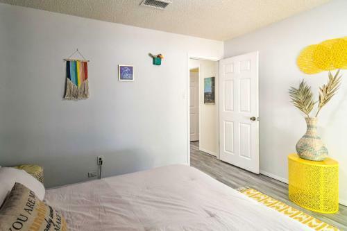 Colorful Pensacola Getaway With Private Yard!