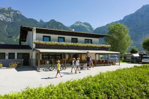 Ferienwohnungen Karwendel Camping