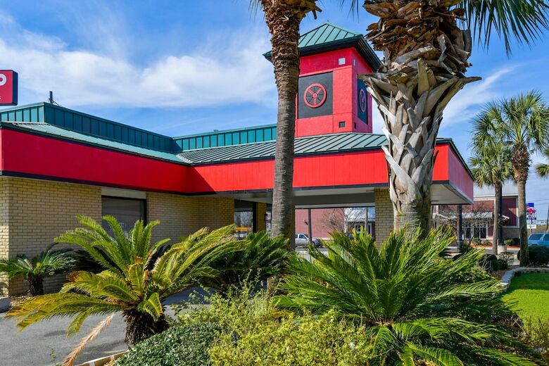 Hotel Quality Inn Lake Park