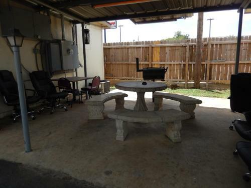 Motel Executive Inn Pearsall