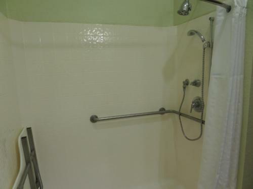 Hotel Baymont Inn & Suites