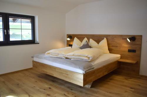 Apartamento Ferienwohnungen Kirchenwirt