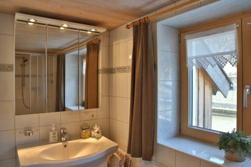 Apartments H�nsler