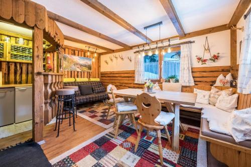 Apartamento Hochf�genblick-ski- Und Wanderh�tte