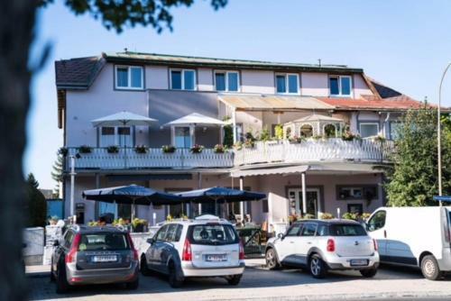 Hostal Pension & Restaurant La Amalia
