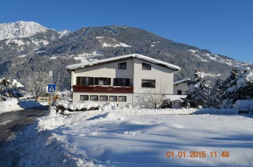 Apartamento Ferienwohnung R�tikon