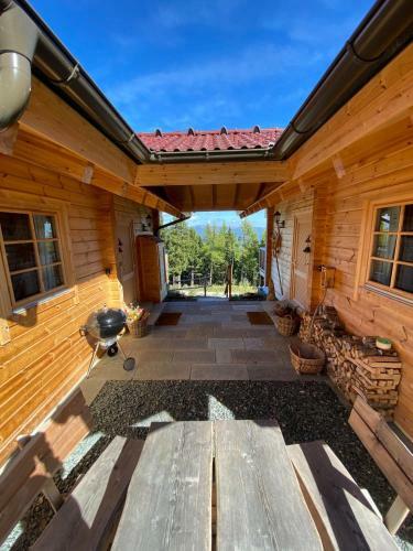 Almh�tten Skorianz- Die Gr�ne Hirschh�tte