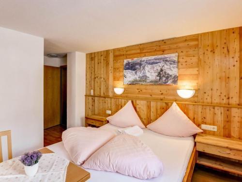 Modern Apartment In L�ngenfeld Near Ski Area