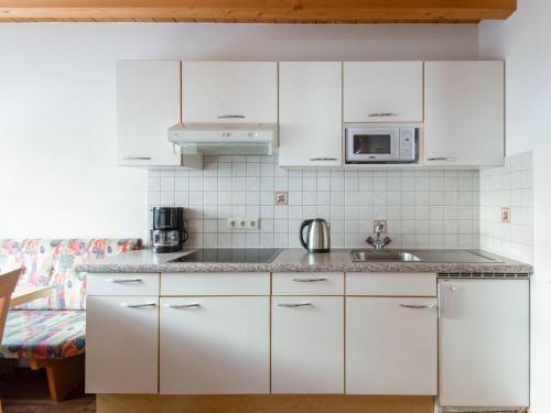 Pleasant Apartment In L�ngenfeld With Ski Storage