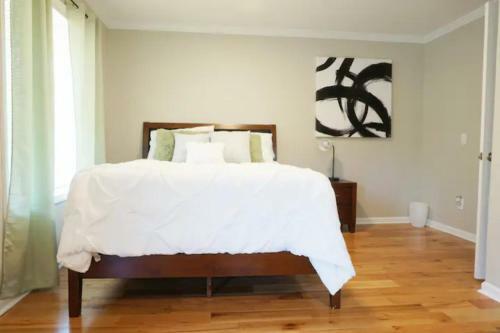 Hostal Peaceful Unit 1 Room 1 Private Master Suite With Private Balcony
