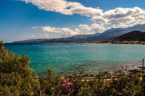Beautiful Villa With Private Pool In Stallis,crete