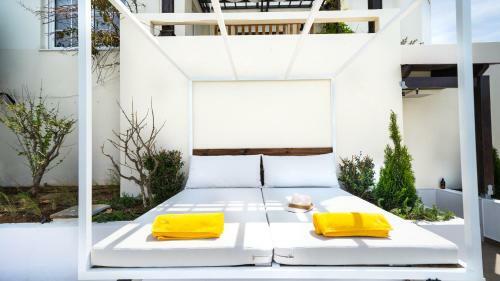 Seaview Garden Villa - Heated Pool