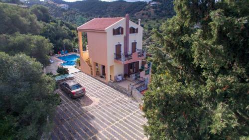 Villa Dimosthenis 4 Bedrooms With Private Pool