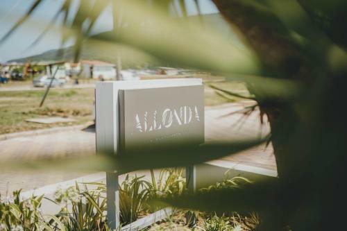 Hotel Allonda Seafront Experience