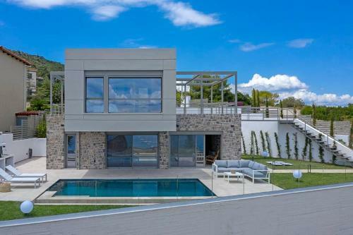 Villa Theologos