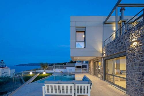 Villa Theologos
