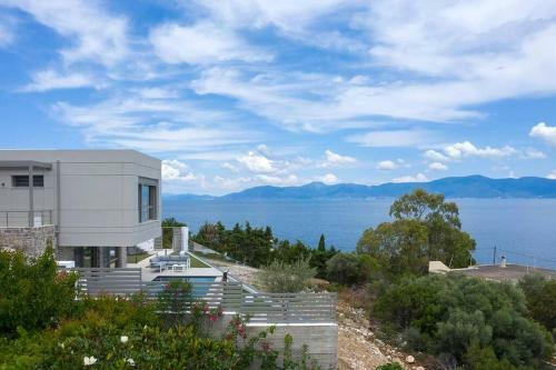 Villa Theologos