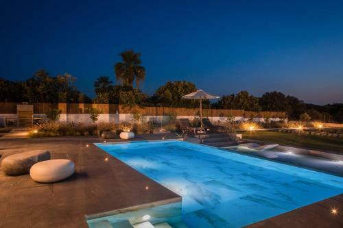 Superior Luxury Villa With Private Pool!