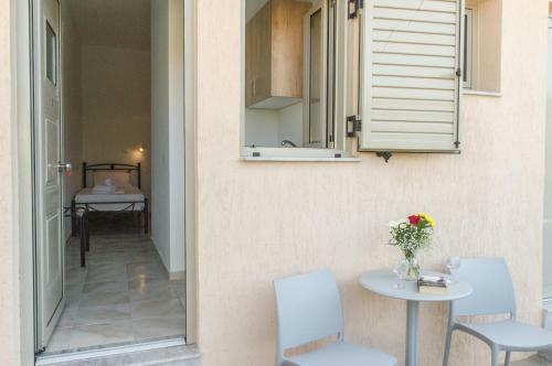 Hostal Tasos Rooms