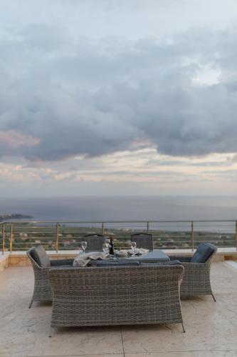 Manazil Mani - Luxury Villas