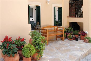 Agnantia Hotel Apartments