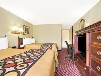Motel Super 8 Liberty