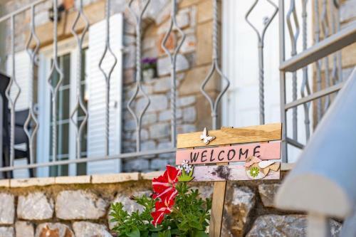 Evi Apartments