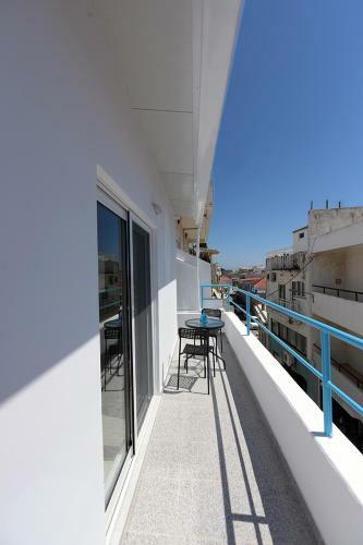 Happy Days Home Apartment Und Studio/penthouse