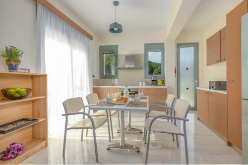 Paleos Sunset Villa