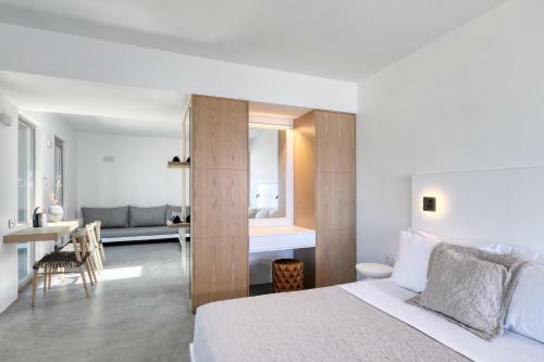 Hotel Tinos Dove Suites
