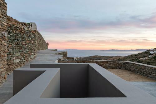 Hotel Tinos Dove Suites
