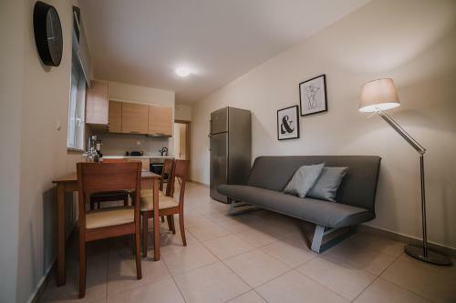 Hb Modern Apartments