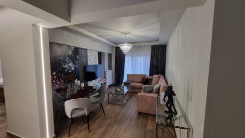 Deka Luxury Apartment