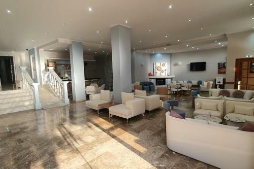 Zakros Hotel