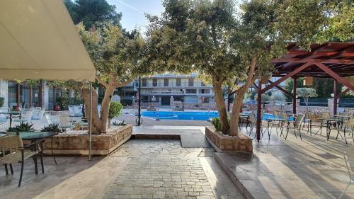 Zakros Hotel