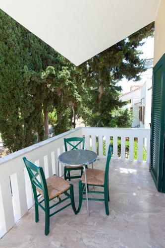 Lido Apartments Tolo