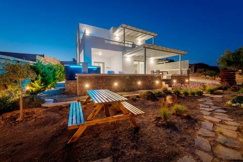 Aelion Villa